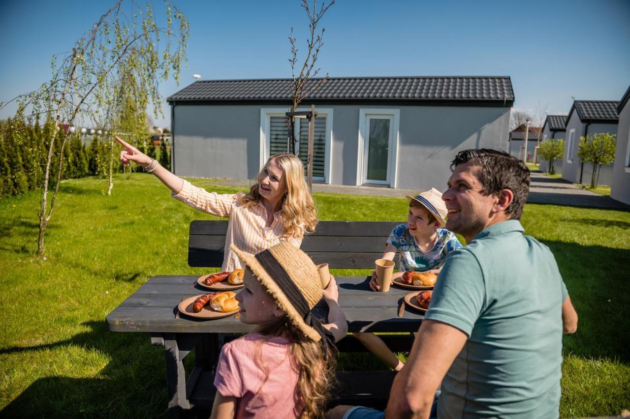 Scandi Village Zator Ngoại thất bức ảnh